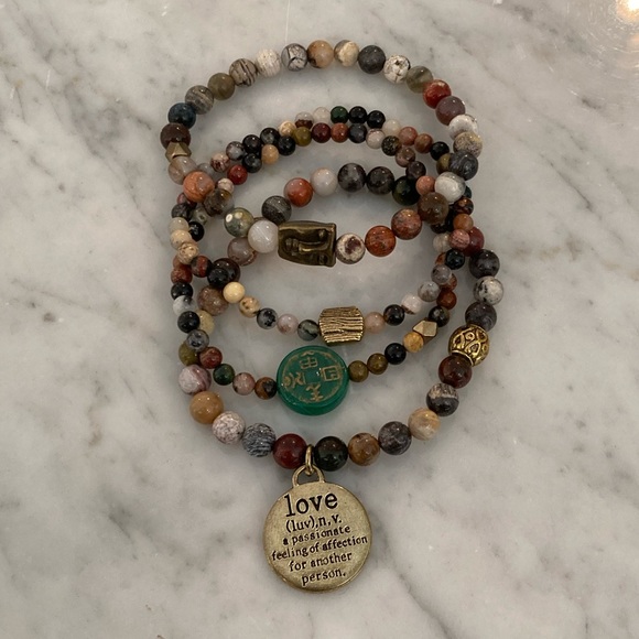 🔸NWT🔸 Natural Fossil Coral Gemstone Beaded Bracelet Set - Picture 4 of 16